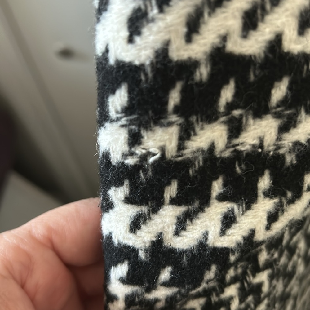 Forever 21 houndstooth coat - Picture 6 of 10